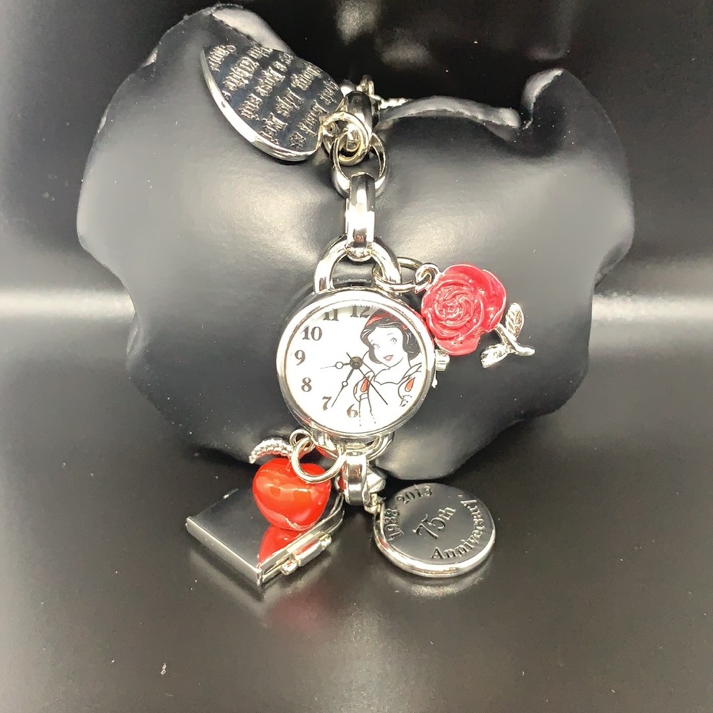 Disney watch - Picture 2 of 12
